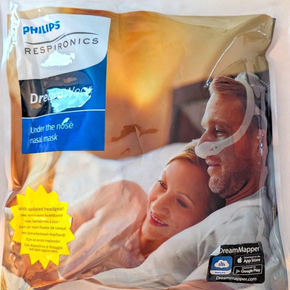 Philips Respironics Dream Wear Nasal Mask - Picture 1 of 9